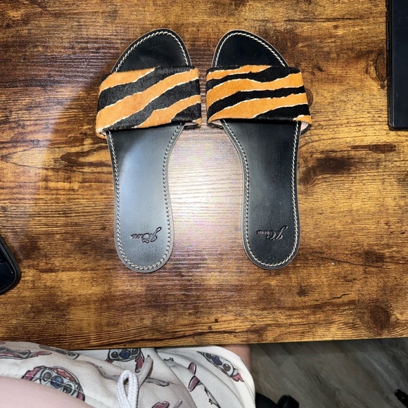 J. Crew Capri Slide Sandals in Tiger Print Calf Hair Brown Black Size 9 SKU006 - Picture 8 of 8
